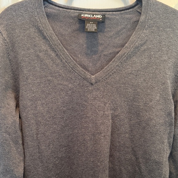 Kirkland Signature Women’s Charcoal V-Neck Sweater - Picture 2 of 4